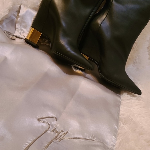 Giuseppe Zanotti Knee-High Full Leather Boots - Picture 3 of 4